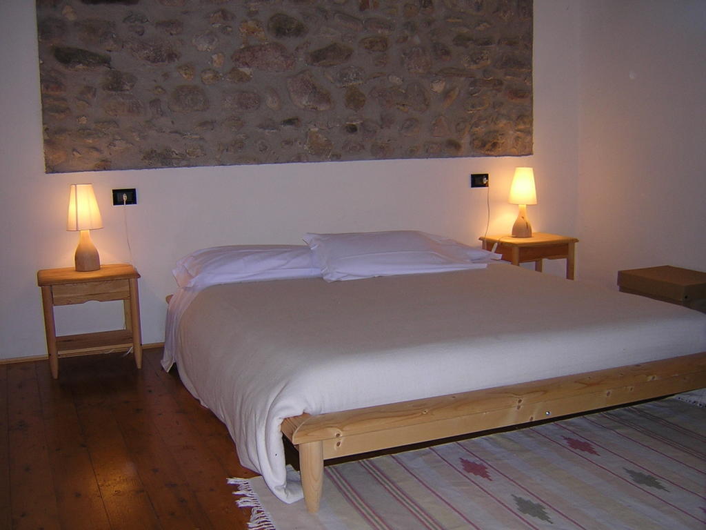 Agriturismo Trebisonda Country Resort Monzambano Phòng bức ảnh